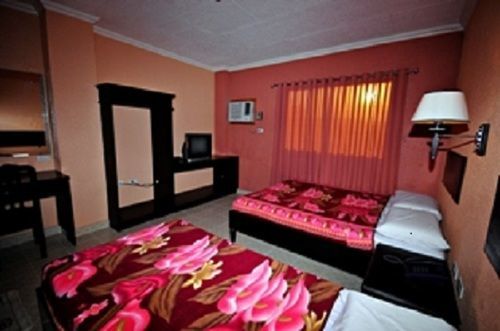 Miami Inn Cagayan de Oro Buitenkant foto