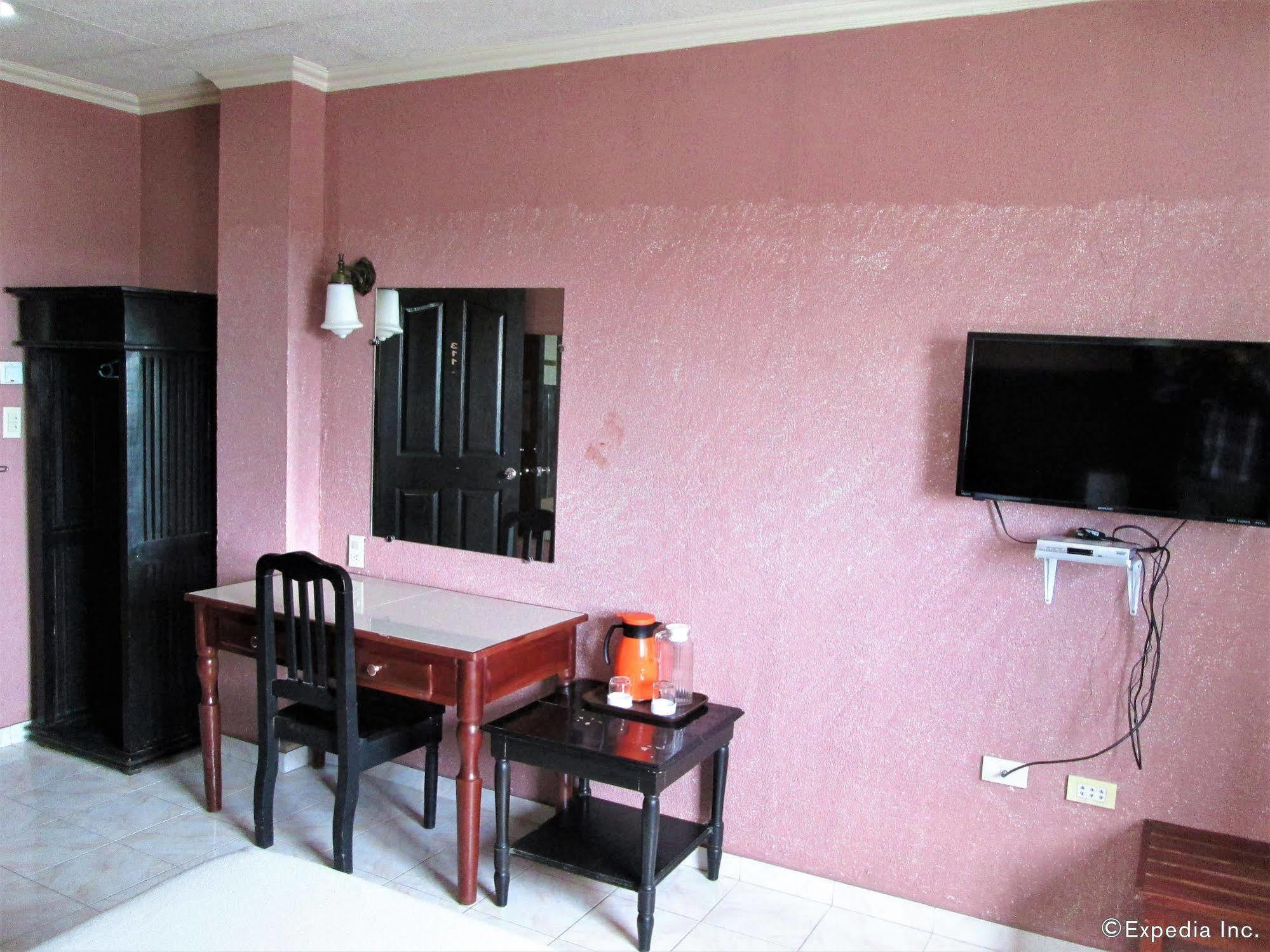 Miami Inn Cagayan de Oro Buitenkant foto