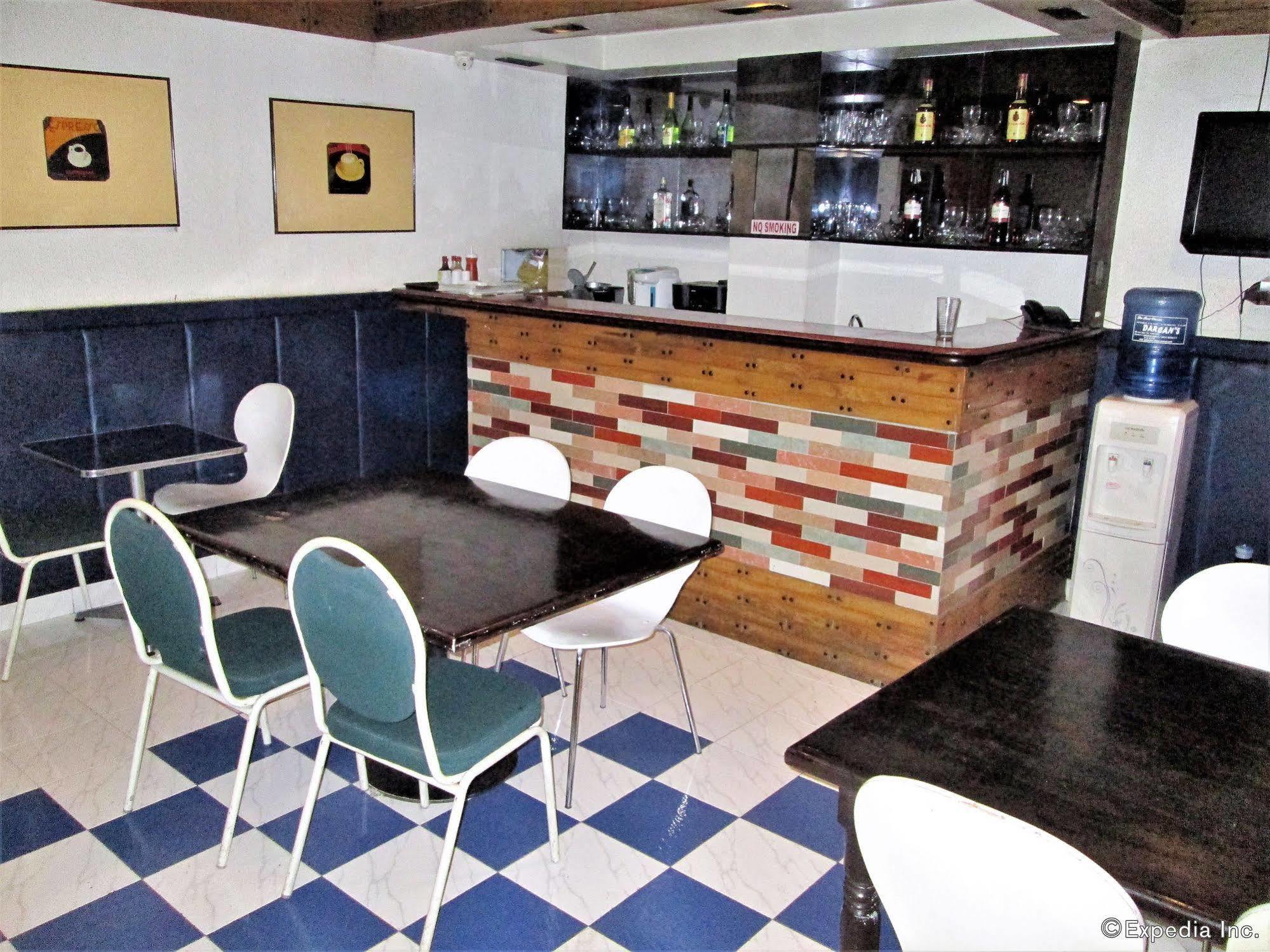 Miami Inn Cagayan de Oro Buitenkant foto