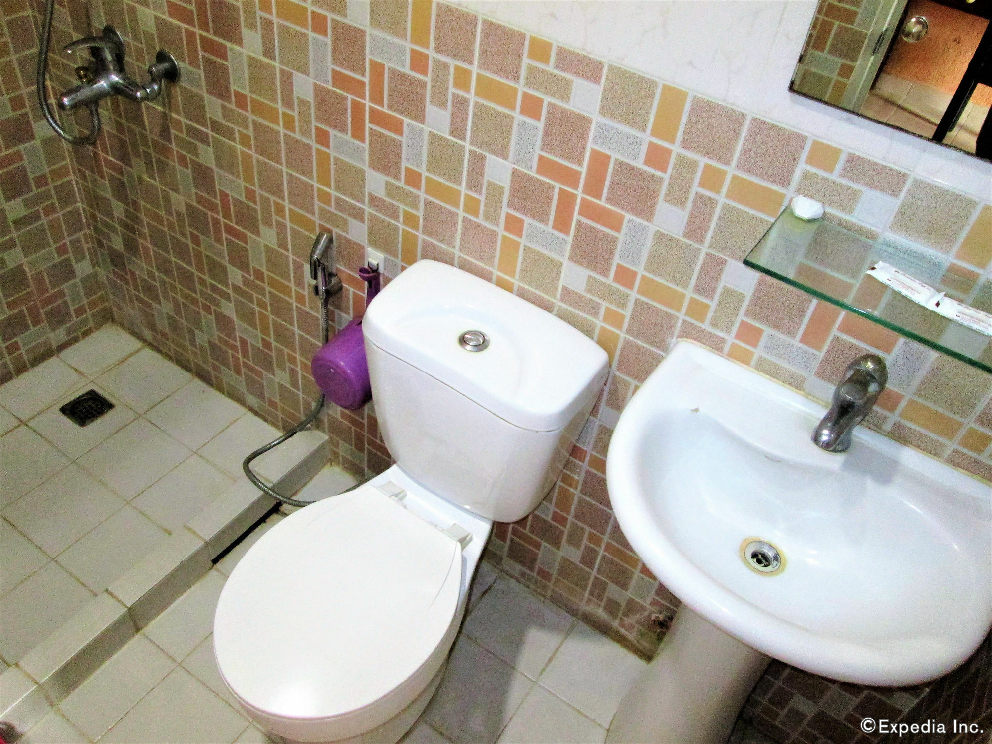 Miami Inn Cagayan de Oro Buitenkant foto