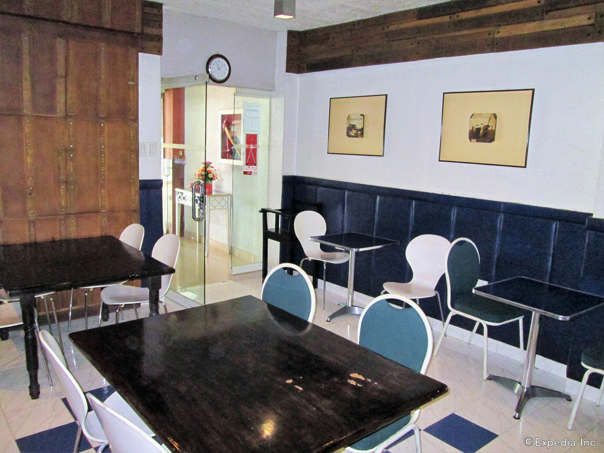 Miami Inn Cagayan de Oro Buitenkant foto